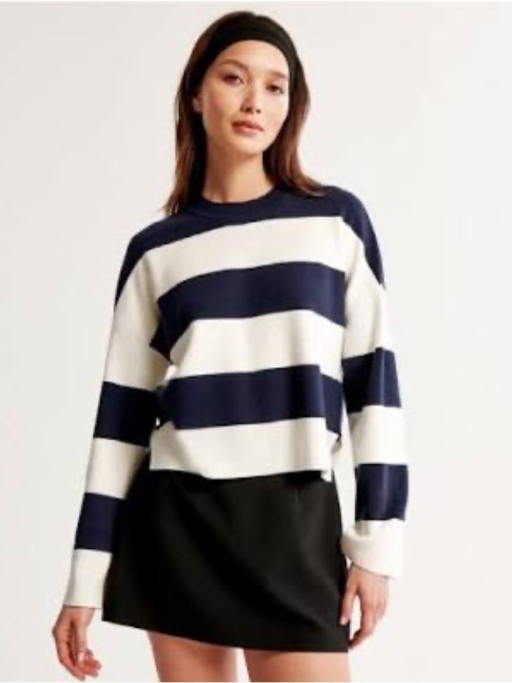 Abercrombie LuxeLoft Crew Sweater Navy stripe XS